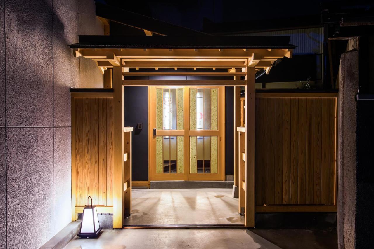 Manabi-Stay Takayama: Modern Kura Dining and Semi-Open-Air Bath in Traditional House Takayama  Exterior photo