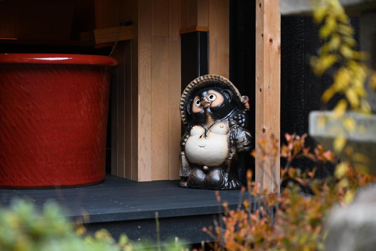 Manabi-Stay Takayama: Modern Kura Dining and Semi-Open-Air Bath in Traditional House Takayama  Exterior photo