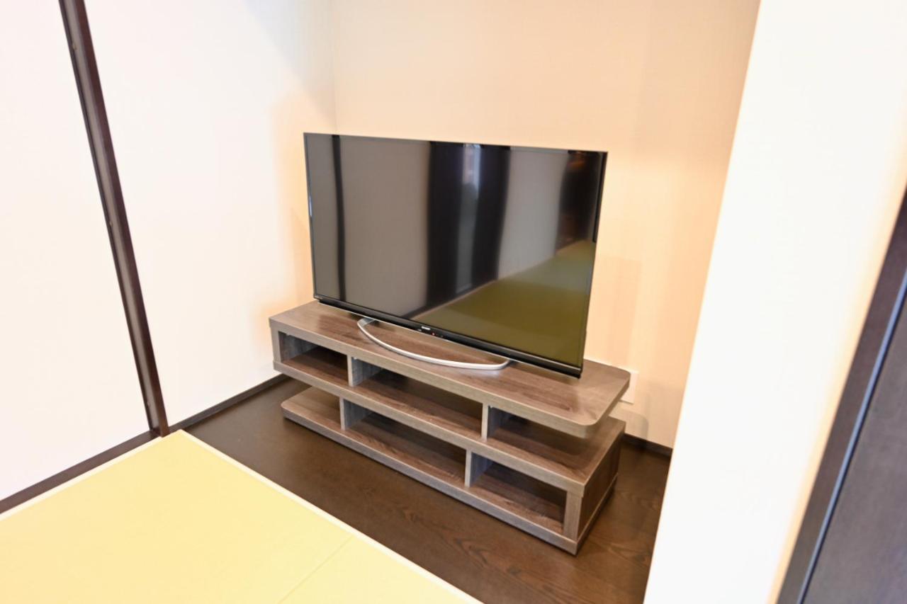 Manabi-Stay Takayama: Modern Kura Dining and Semi-Open-Air Bath in Traditional House Takayama  Exterior photo