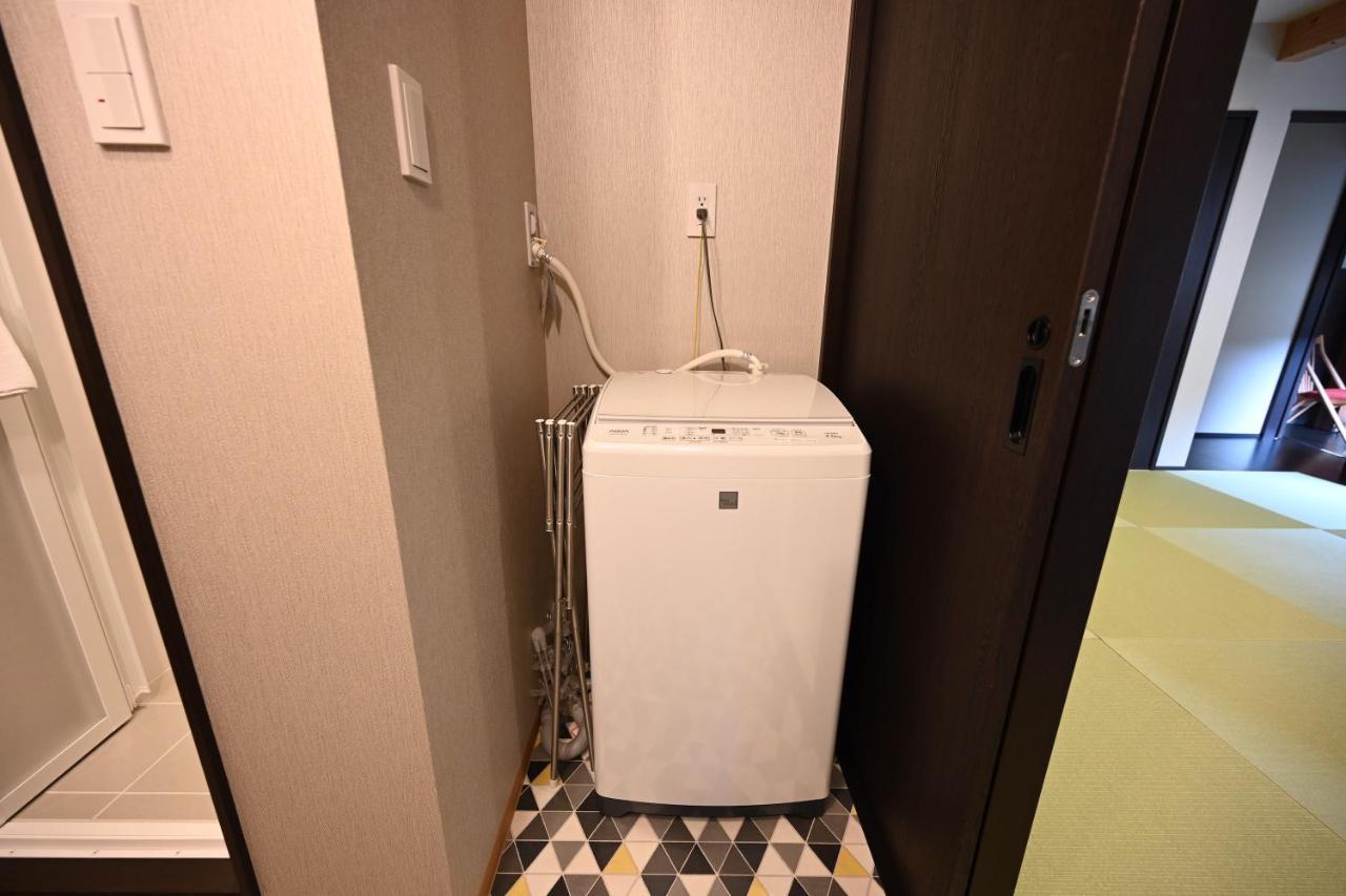 Manabi-Stay Takayama: Modern Kura Dining and Semi-Open-Air Bath in Traditional House Takayama  Exterior photo