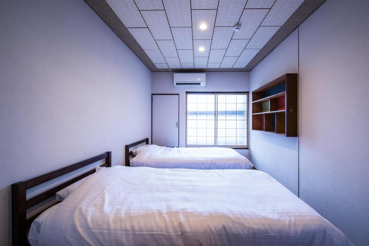 Manabi-Stay Takayama: Modern Kura Dining and Semi-Open-Air Bath in Traditional House Takayama  Exterior photo